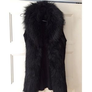 Guess fur vest